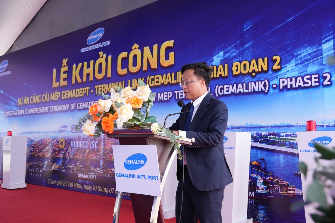 Đại diện dự án phát biểu tại Lễ khởi công Gemalink