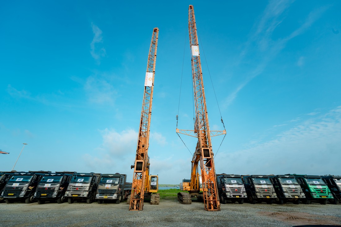 Máy móc thi công Dự án Cảng Gemalink giai đoạn 2