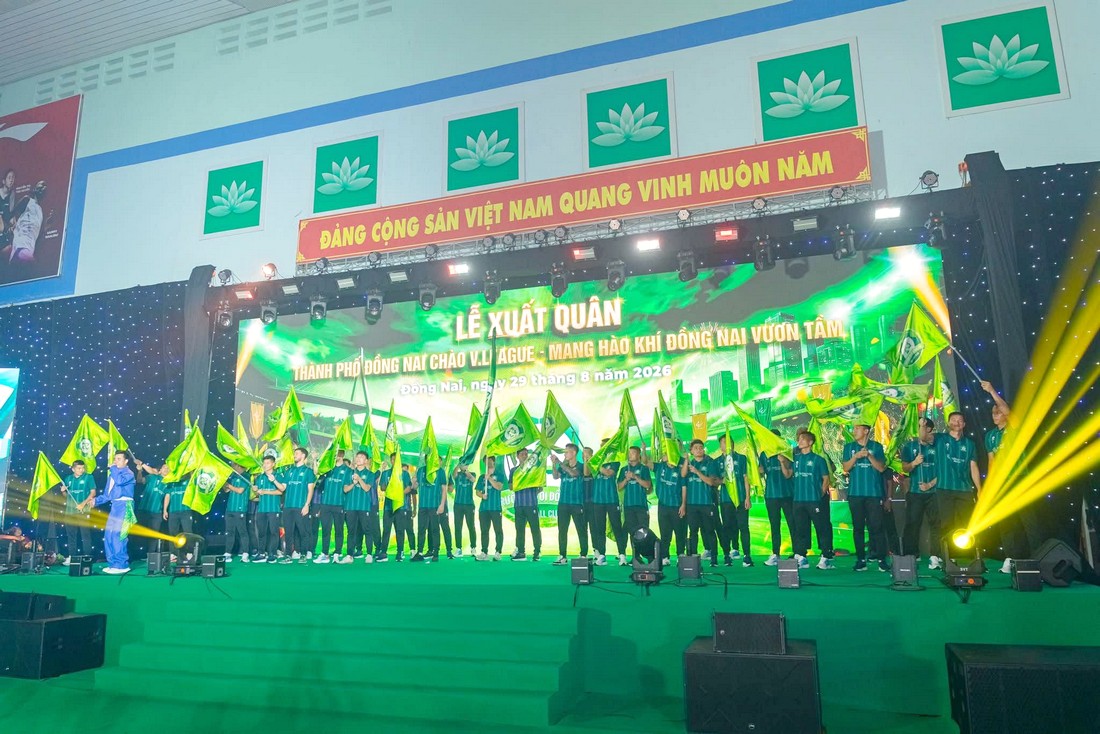 Nghi thức xuất quân của Câu lạc bộ Trường Tươi Đồng Nai trước mùa giải V.League.