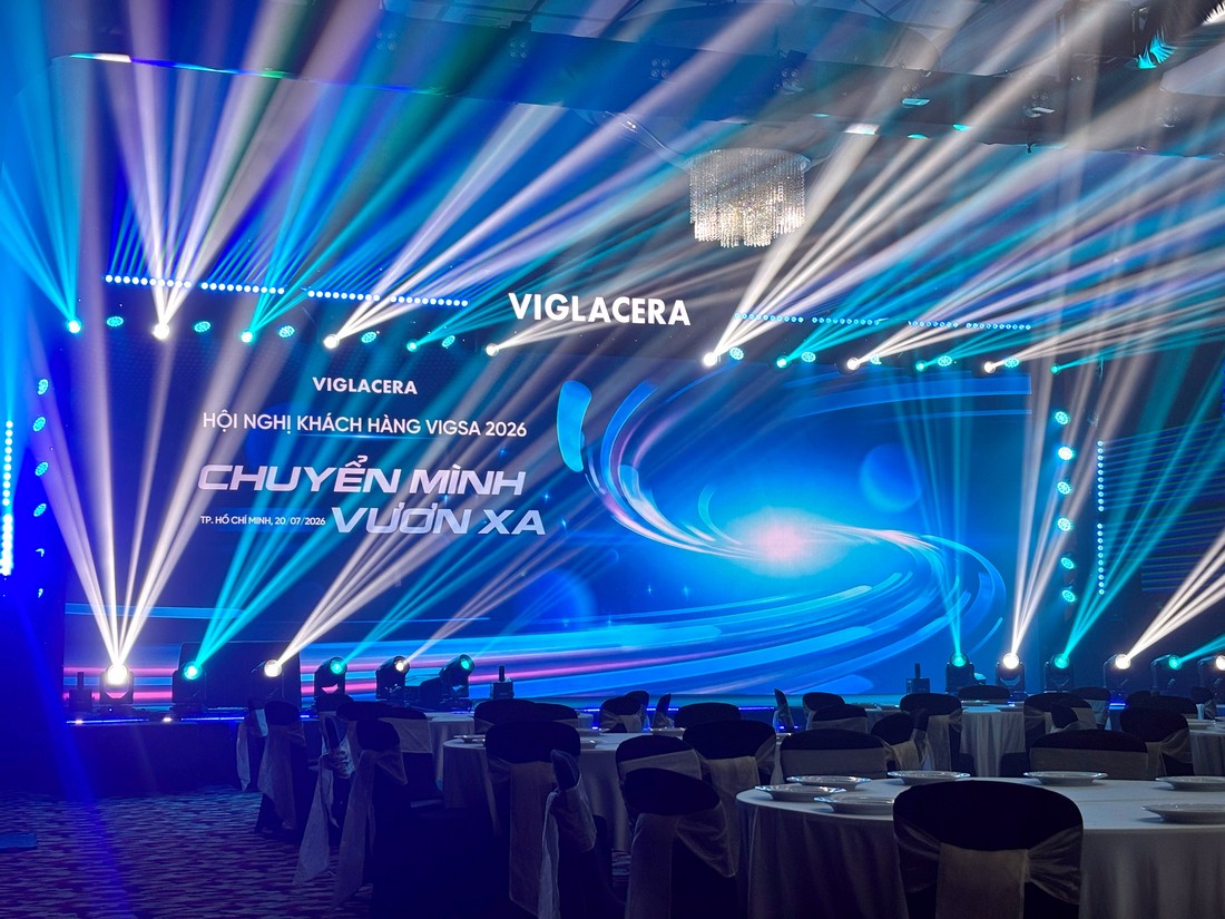 Sân khấu Gala Dinner Chuyển mình Vươn xa tại Hội nghị khách hàng VIGSA 2026