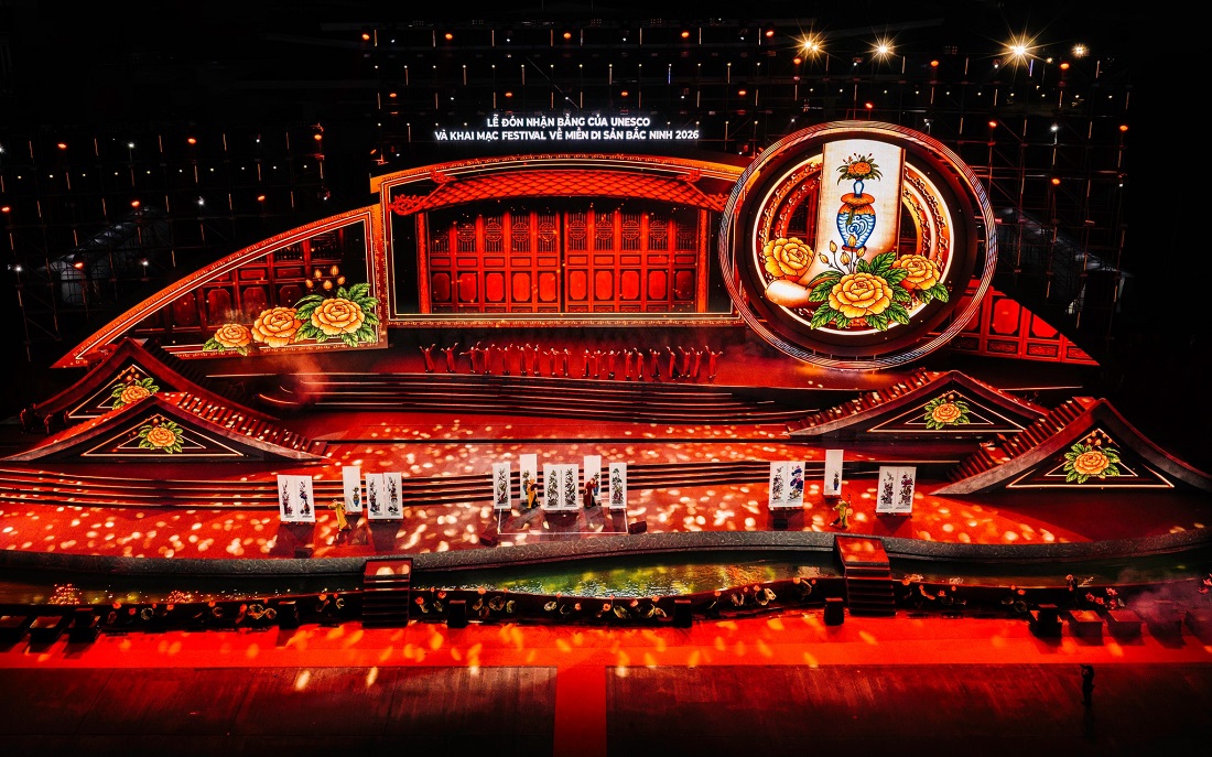 Hình tượng tranh Đông Hồ trên màn hình LED tại Festival về miền di sản Bắc Ninh 2026