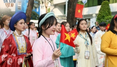 SỨC HÚT MÃNH LIỆT TỪ 