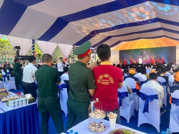 CHÚNG TÔI GIÚP BẠN TÌM ĐÚNG CHỖ